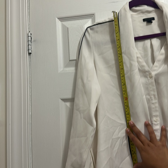 100% Poly Ann Taylor button down holiday blouse. Front bow - Picture 9 of 10